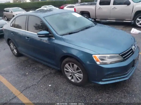 3VWD67AJ9GM395865 2016 VOLKSWAGEN JETTA - Image 1