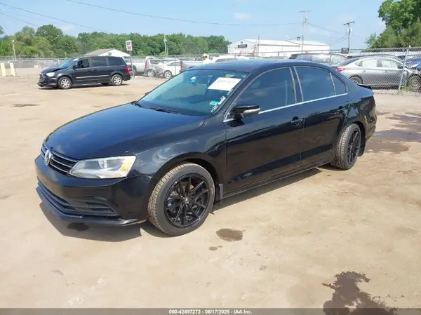 3VWD67AJXGM210108 2016 VOLKSWAGEN JETTA - Image 2