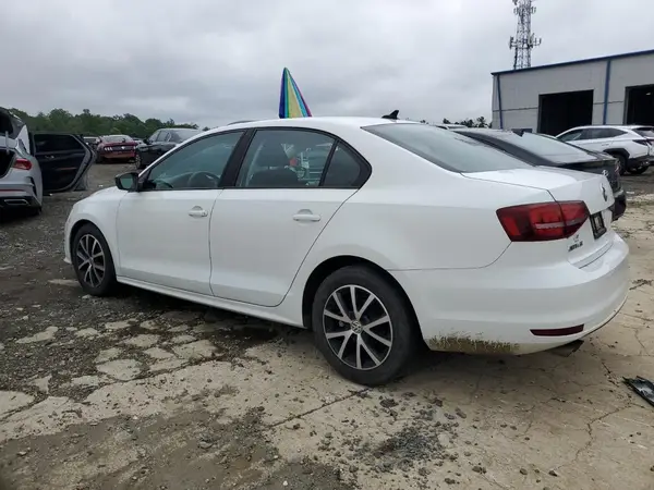 3VWD67AJXGM219343 2016 VOLKSWAGEN JETTA - Image 2