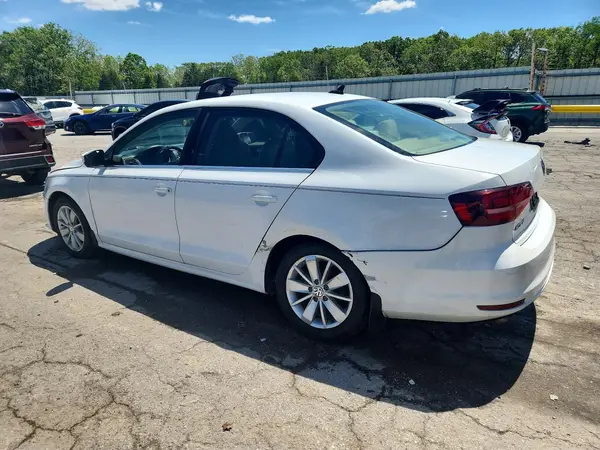 3VWD67AJXGM228060 2016 VOLKSWAGEN JETTA - Image 2