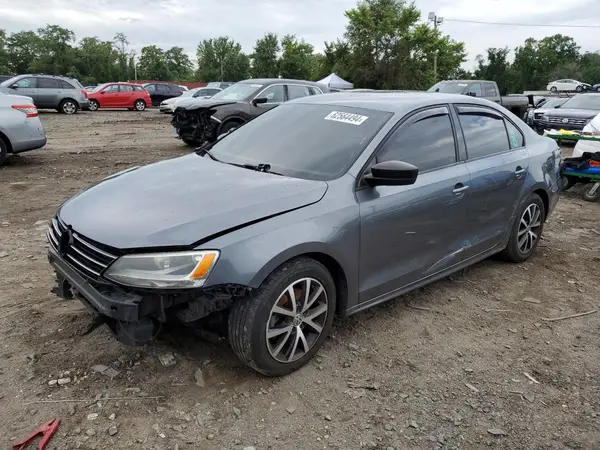 3VWD67AJXGM240211 2016 VOLKSWAGEN JETTA - Image 1