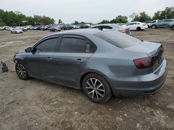 3VWD67AJXGM240211 2016 VOLKSWAGEN JETTA - Image 2