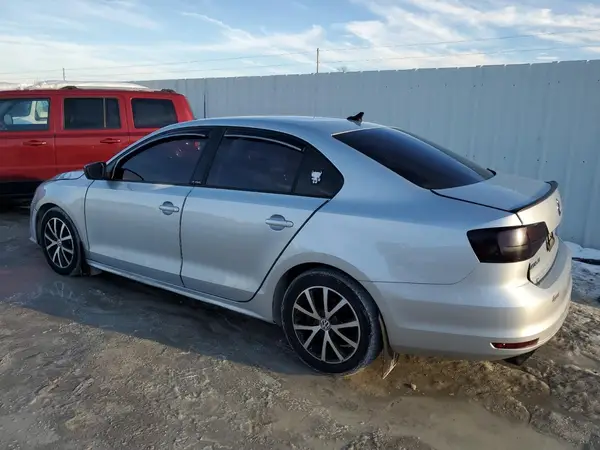 3VWD67AJXGM257168 2016 VOLKSWAGEN JETTA - Image 2