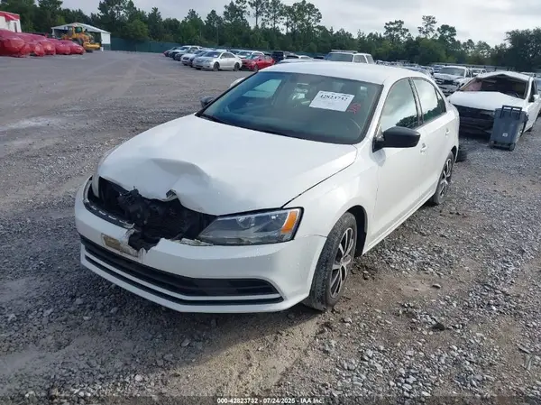 3VWD67AJXGM261429 2016 VOLKSWAGEN JETTA - Image 2