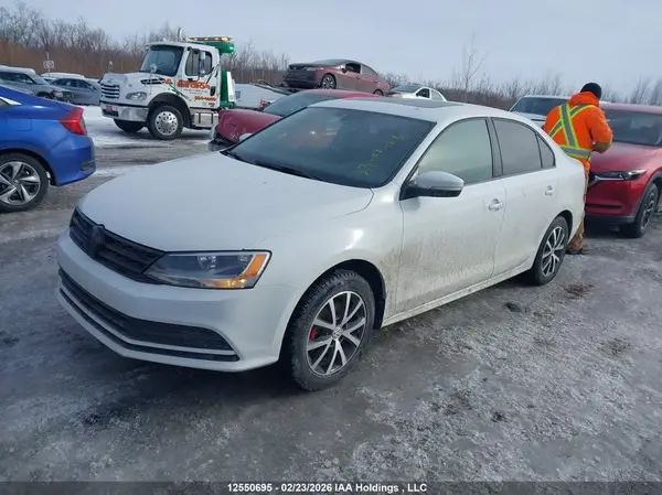 3VWD67AJXGM261513 2016 VOLKSWAGEN JETTA - Image 2