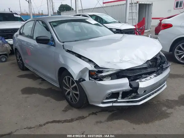 3VWD67AJXGM266145 2016 VOLKSWAGEN JETTA - Image 1