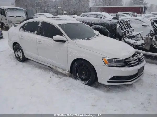 3VWD67AJXGM267781 2016 VOLKSWAGEN JETTA - Image 1