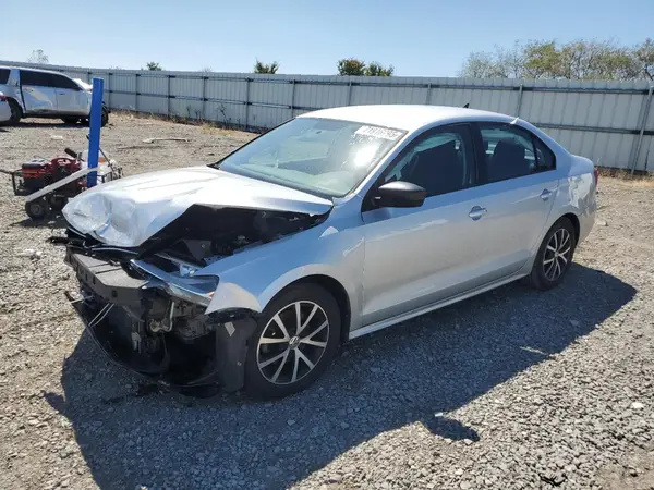 3VWD67AJXGM299713 2016 VOLKSWAGEN JETTA - Image 1