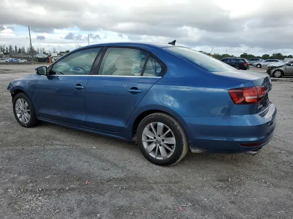 3VWD67AJXGM304781 2016 VOLKSWAGEN JETTA - Image 2