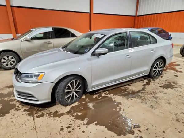 3VWD67AJXGM311357 2016 VOLKSWAGEN JETTA - Image 1