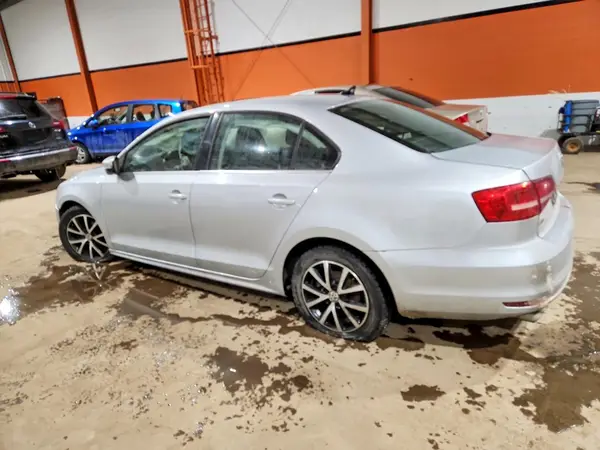 3VWD67AJXGM311357 2016 VOLKSWAGEN JETTA - Image 2