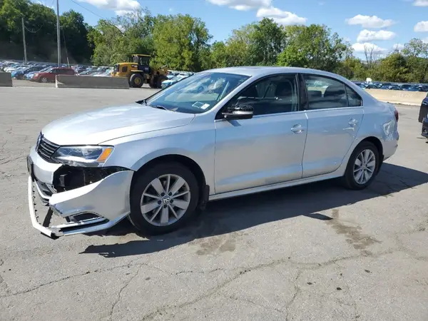 3VWD67AJXGM311360 2016 VOLKSWAGEN JETTA - Image 1