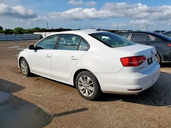 3VWD67AJXGM317319 2016 VOLKSWAGEN JETTA - Image 2