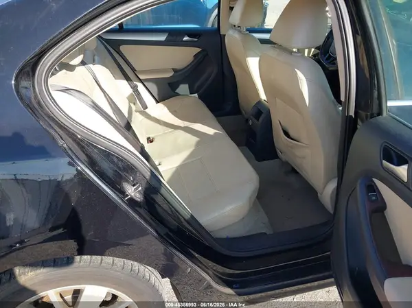 3VWD67AJXGM322309 2016 VOLKSWAGEN JETTA - Image 8