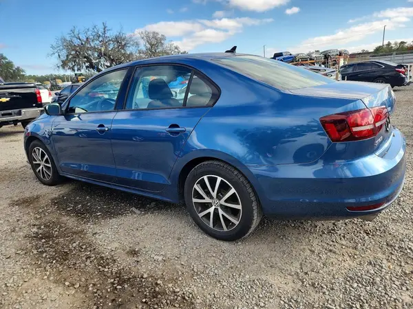 3VWD67AJXGM322553 2016 VOLKSWAGEN JETTA - Image 2