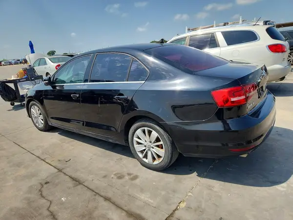 3VWD67AJXGM324741 2016 VOLKSWAGEN JETTA - Image 2