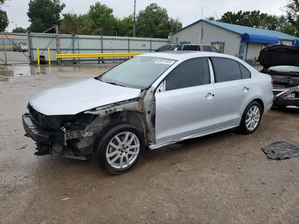 3VWD67AJXGM328997 2016 VOLKSWAGEN JETTA - Image 1