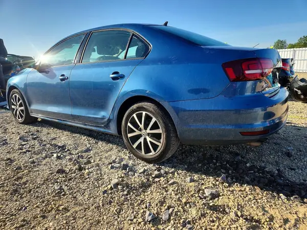 3VWD67AJXGM345279 2016 VOLKSWAGEN JETTA - Image 2
