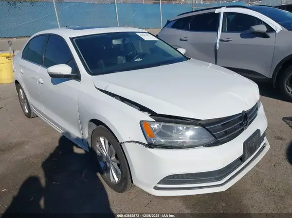 3VWD67AJXGM358520 2016 VOLKSWAGEN JETTA - Image 1