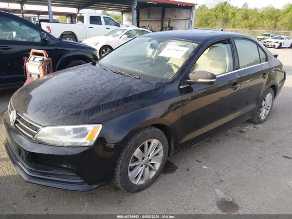 3VWD67AJXGM360137 2016 VOLKSWAGEN JETTA - Image 2