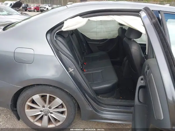 3VWD67AJXGM374443 2016 VOLKSWAGEN JETTA - Image 8