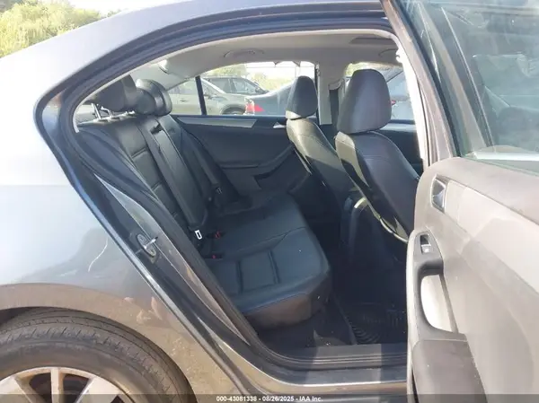3VWD67AJXGM386432 2016 VOLKSWAGEN JETTA - Image 8