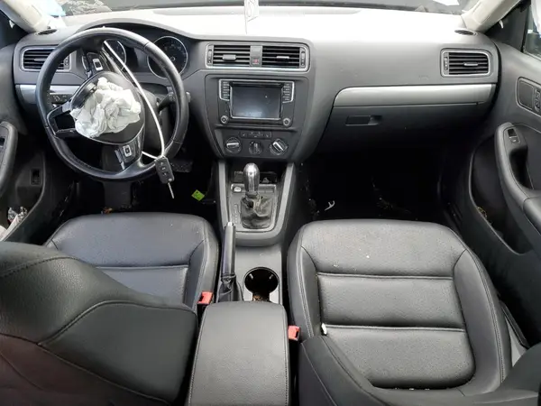 3VWD67AJXGM391274 2016 VOLKSWAGEN JETTA - Image 8