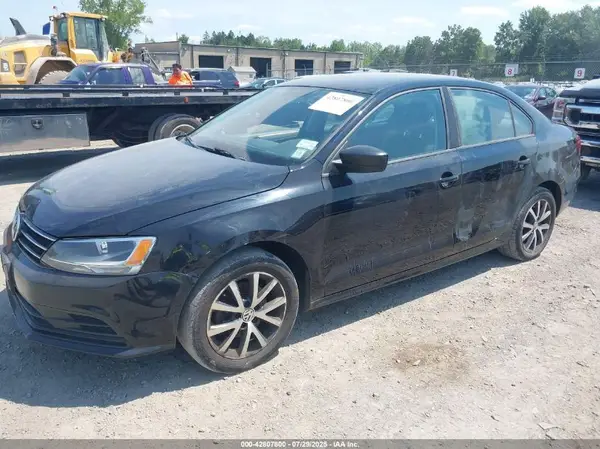 3VWD67AJXGM418036 2016 VOLKSWAGEN JETTA - Image 2
