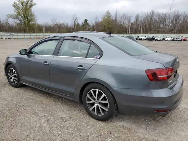 3VWDB7AJ0HM202001 2017 VOLKSWAGEN JETTA - Image 2