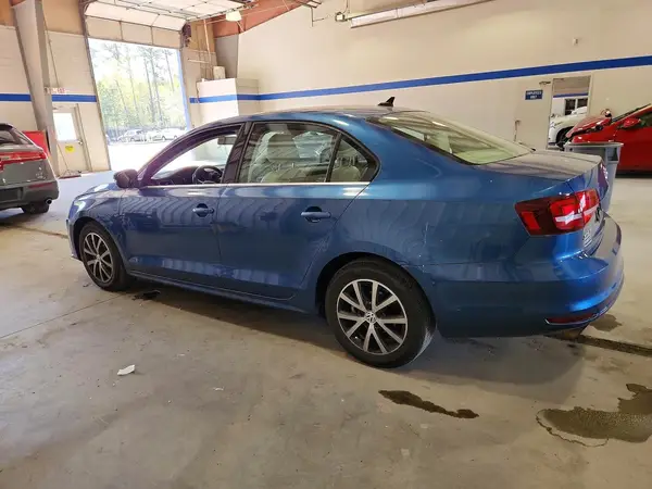 3VWDB7AJ0HM202726 2017 VOLKSWAGEN JETTA - Image 2