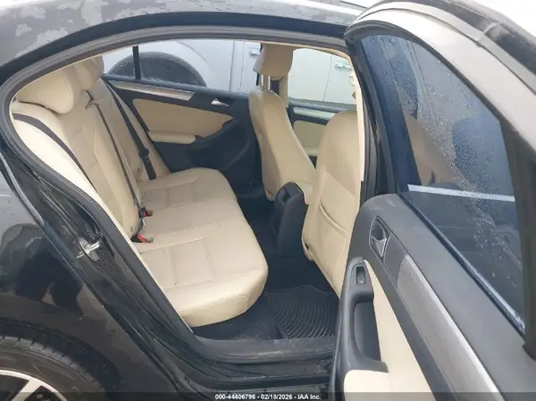 3VWDB7AJ0HM204511 2017 VOLKSWAGEN JETTA - Image 8
