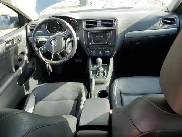 3VWDB7AJ0HM205481 2017 VOLKSWAGEN JETTA - Image 8