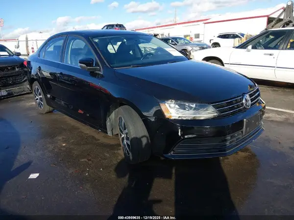 3VWDB7AJ0HM227027 2017 VOLKSWAGEN JETTA - Image 1