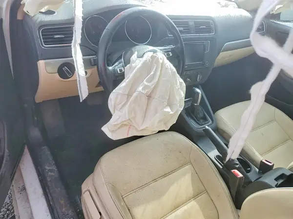 3VWDB7AJ0HM233894 2017 VOLKSWAGEN JETTA - Image 8