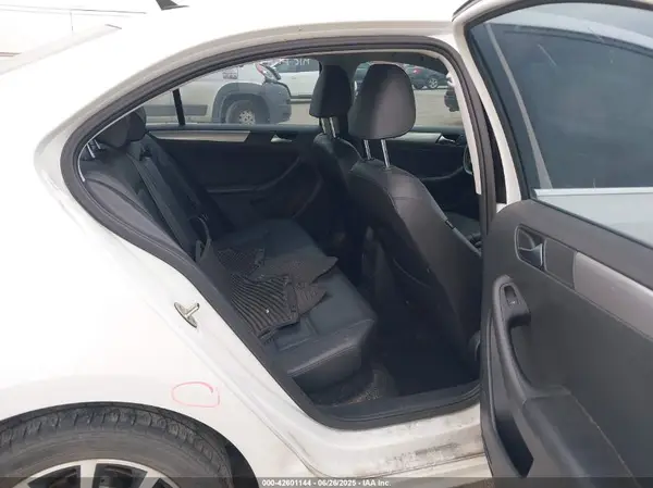 3VWDB7AJ0HM247679 2017 VOLKSWAGEN JETTA - Image 8
