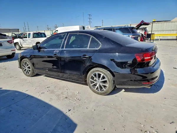 3VWDB7AJ0HM259671 2017 VOLKSWAGEN JETTA - Image 2