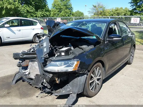 3VWDB7AJ0HM264370 2017 VOLKSWAGEN JETTA - Image 2