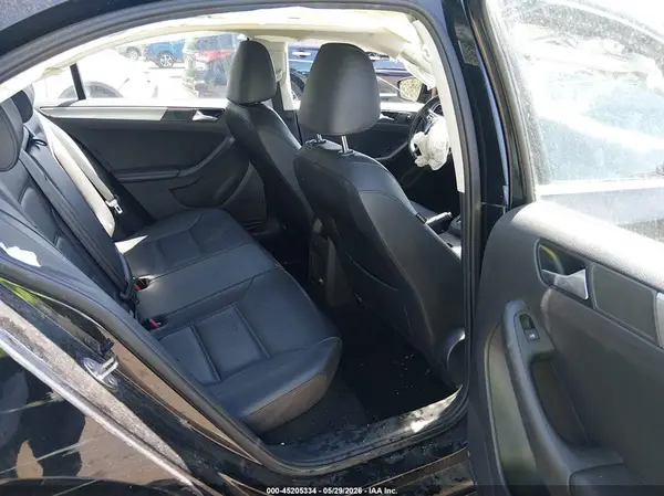 3VWDB7AJ0HM264370 2017 VOLKSWAGEN JETTA - Image 8