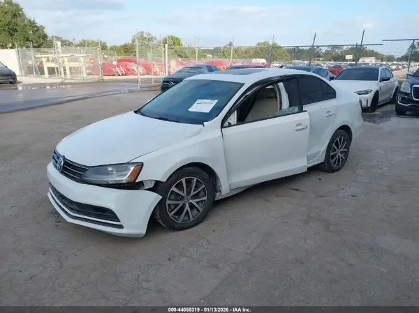 3VWDB7AJ0HM266197 2017 VOLKSWAGEN JETTA - Image 2