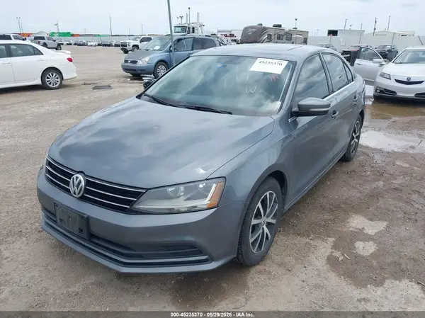 3VWDB7AJ0HM270217 2017 VOLKSWAGEN JETTA - Image 2