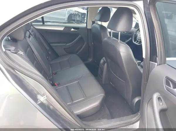 3VWDB7AJ0HM270217 2017 VOLKSWAGEN JETTA - Image 8