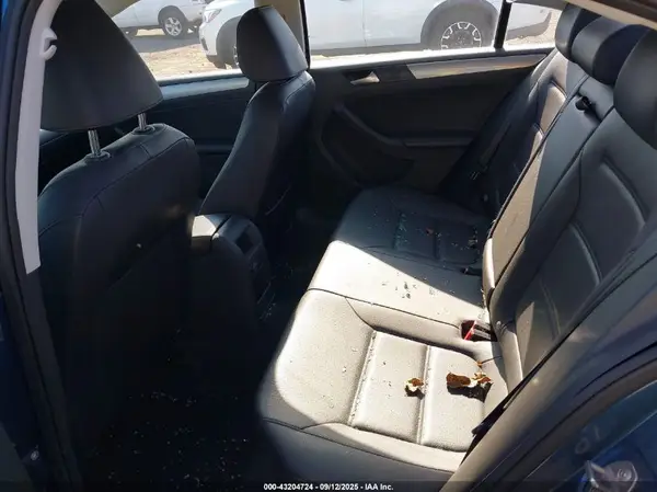 3VWDB7AJ0HM274784 2017 VOLKSWAGEN JETTA - Image 8