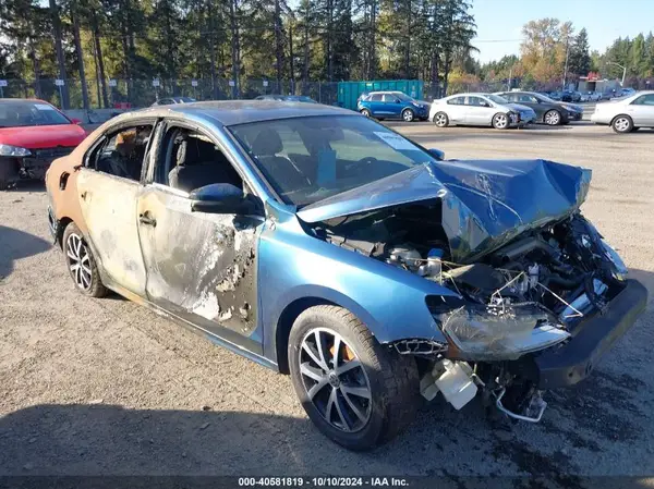 3VWDB7AJ0HM275711 2017 VOLKSWAGEN JETTA - Image 1