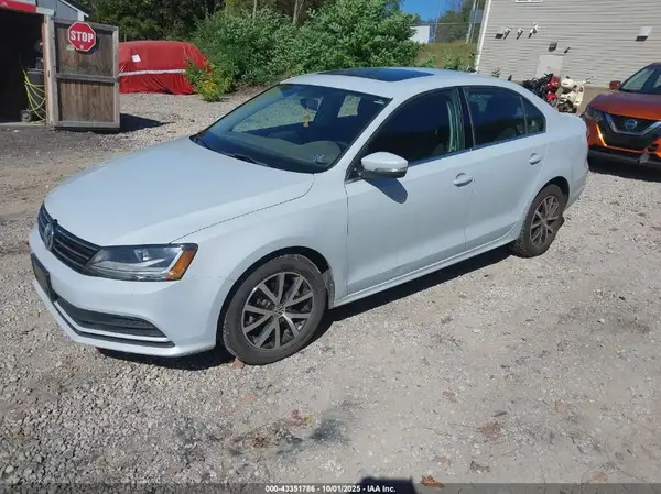 3VWDB7AJ0HM285526 2017 VOLKSWAGEN JETTA - Image 2