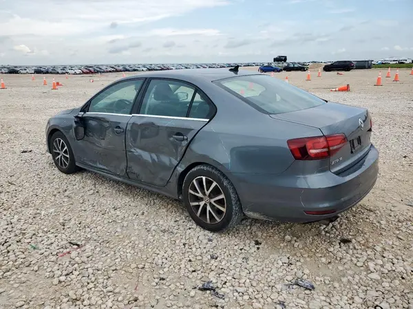 3VWDB7AJ0HM289205 2017 VOLKSWAGEN JETTA - Image 2