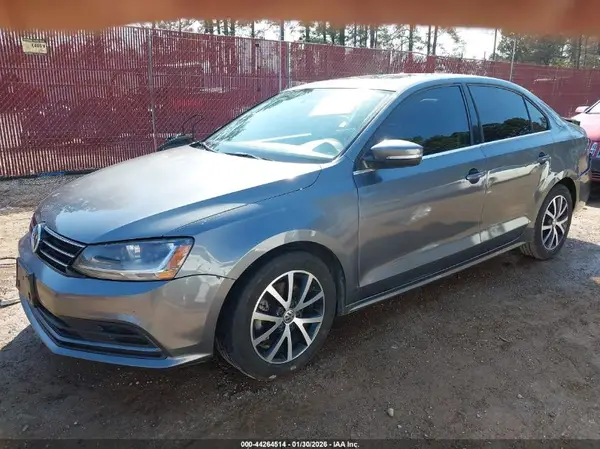 3VWDB7AJ0HM289253 2017 VOLKSWAGEN JETTA - Image 2