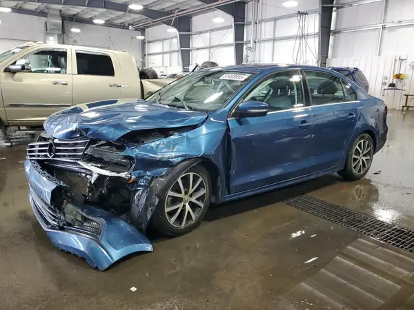3VWDB7AJ0HM293948 2017 VOLKSWAGEN JETTA - Image 1