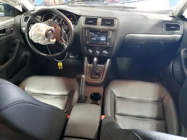 3VWDB7AJ0HM293948 2017 VOLKSWAGEN JETTA - Image 8