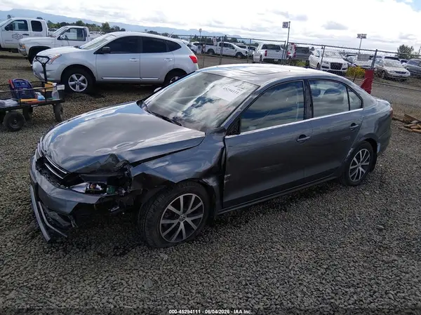 3VWDB7AJ0HM315656 2017 VOLKSWAGEN JETTA - Image 2
