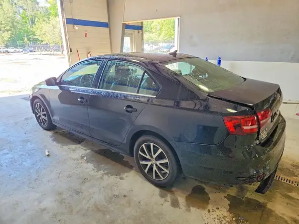 3VWDB7AJ0HM325104 2017 VOLKSWAGEN JETTA - Image 2